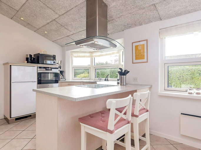 Private kitchen 4, 6 Person Holiday Home in Bogense, Nordfyns