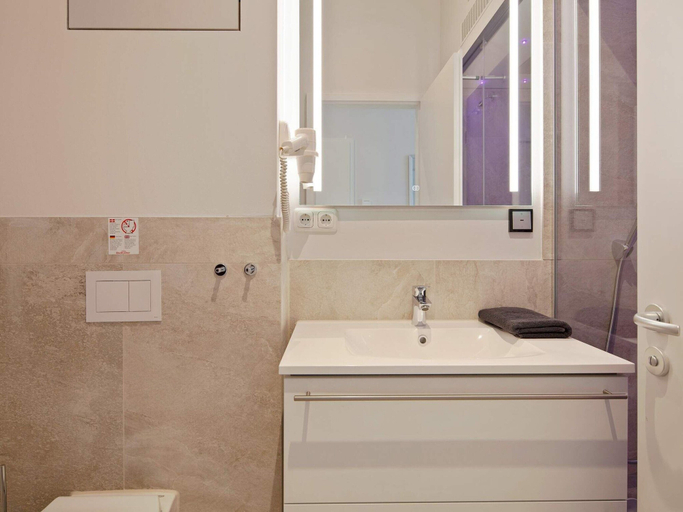 Bathroom 3, 5 Star Holiday Home in Wendtorf, Plön