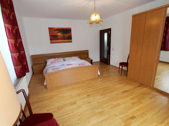 Apartment in Koettmannsdorf near bathing lakes, Klagenfurt Land