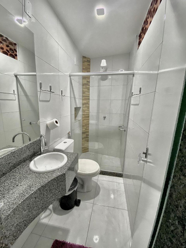 Bathroom 3, Hotel Sol e Mar, Vitoria