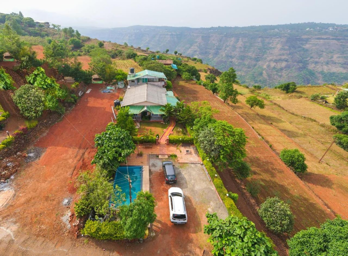 Exterior view 3, Lifeline Villas - Marvel Valley View 5Bhk With Private Pool,Surrounded by strawberry farms, Satara