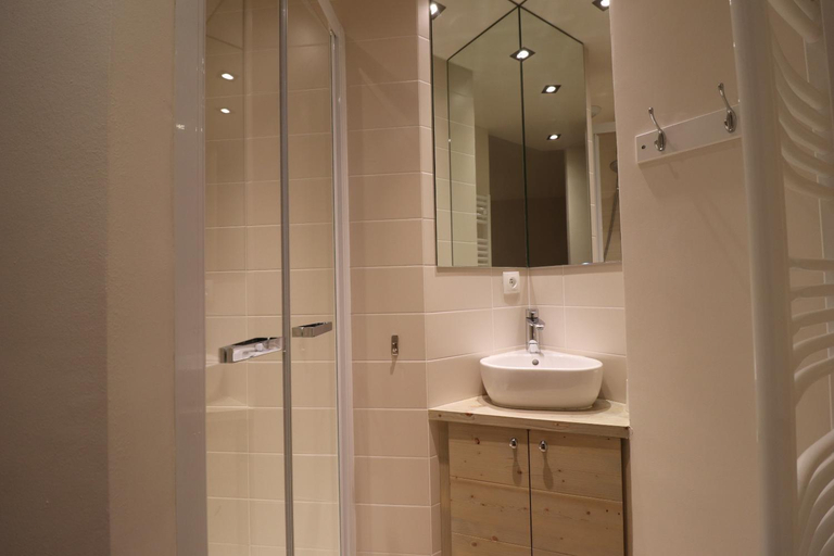 Bathroom 3, Résidence Les Provères, Savoie