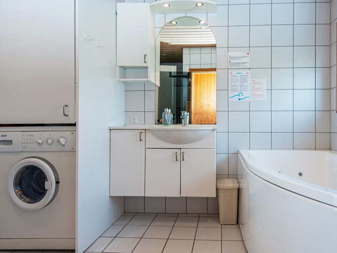 Bathroom 3, 6 Person Holiday Home in Ringkobing-by Traum, Ringkøbing-Skjern