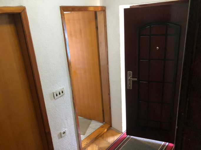 Others 2, Rooms Struga free parking quiet area