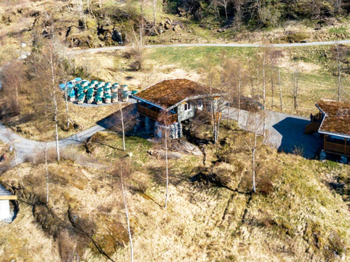 Exterior 5, 4 Star Holiday Home in Lonevag, Osterøy