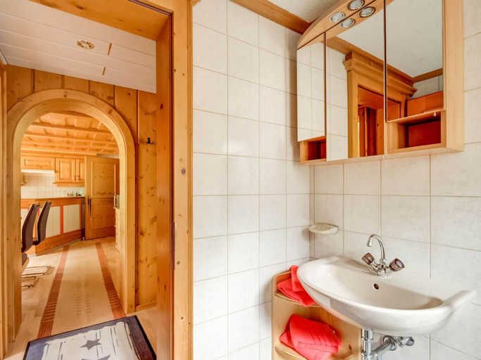 Bathroom 3, Apartment in Silbertal near Ski Lift, Bludenz