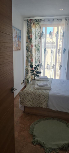 Bedroom 2, Aparthotel Mediterraneo by NeoHotels-Centro 8 min by Metro, Valencia