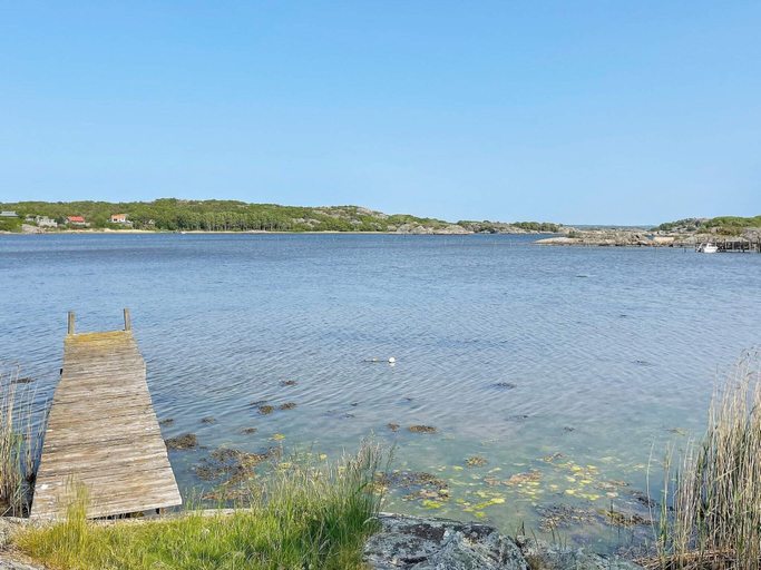 Pool, 4 Star Holiday Home in Branno, Göteborg