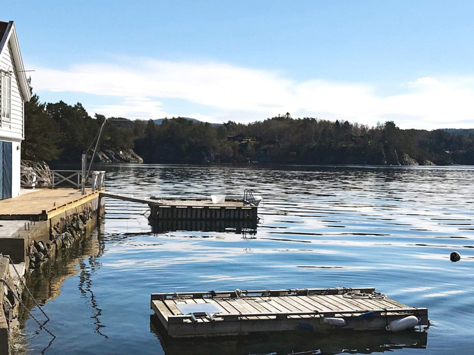 Water view 3, 4 Person Holiday Home in Reksteren, Tysnes