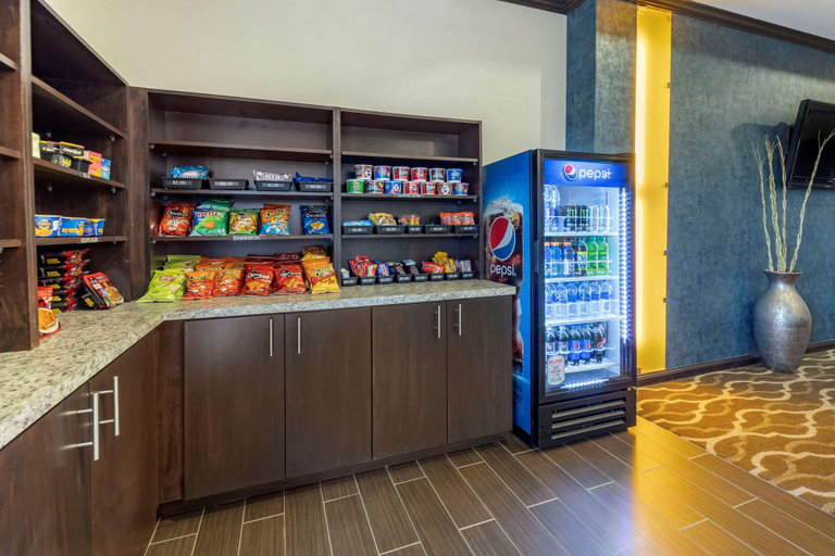 Food & Drinks 4, Comfort Inn & Suites Oklahoma City West - I-40, Oklahoma