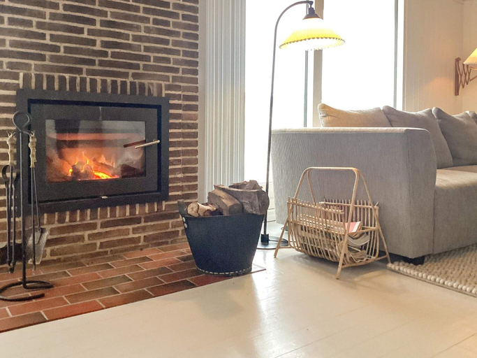 Others 5, 6 Person Holiday Home in Blokhus, Jammerbugt