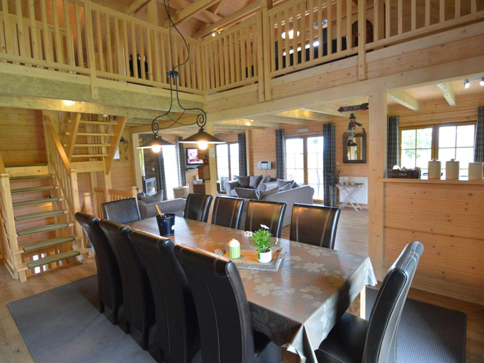 Others 5, Sumptuous Chalet in Septon with Sauna & Hot Tub, Luxembourg