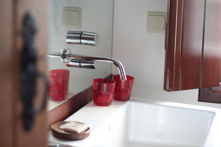 Bathroom 9