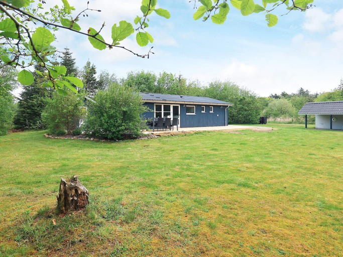 Others 5, 4 Star Holiday Home in Thyholm, Struer