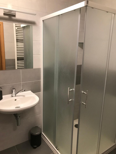 Bathroom 2, Penzion Alvarez, Žďár nad Sázavou