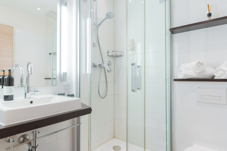 Bathroom 6