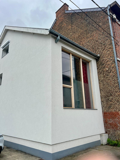 Exterior view 2, Capstay La Louviere, Hainaut