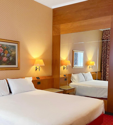 Bedroom 28