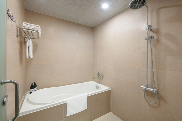 Bathroom 4, HB Serviced Apartment - 121B Quan Hoa, Ba Đình