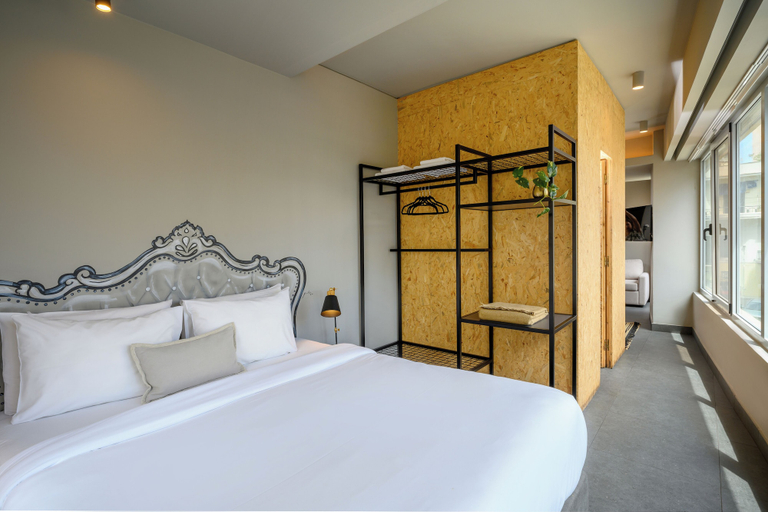 Bedroom 5, Psiri Vibes Studios, Attica