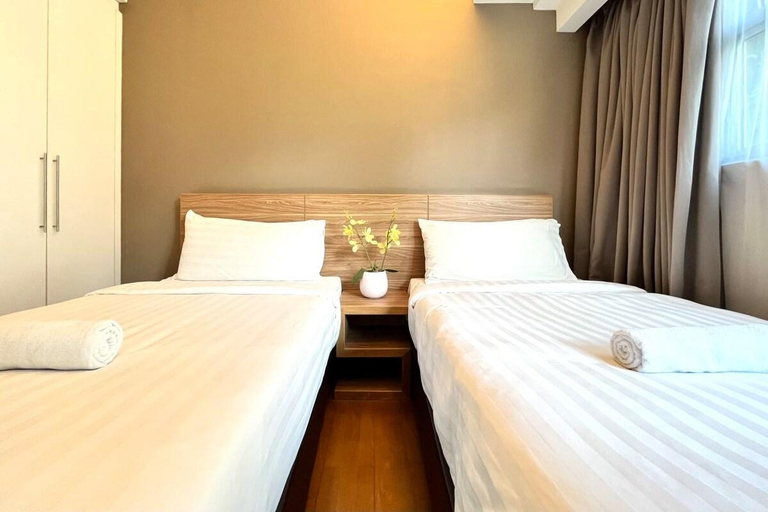 Bedroom 2, A Chic 3BR Apt at Bukit Bintang, Free Parking, Kuala Lumpur