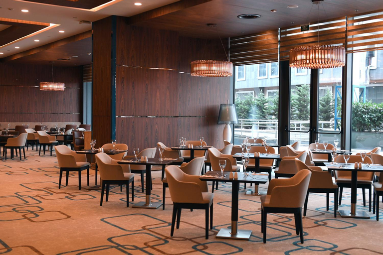 Food & Drinks 5, Mercure Istanbul West Hotel & Convention Center, Bahçelievler