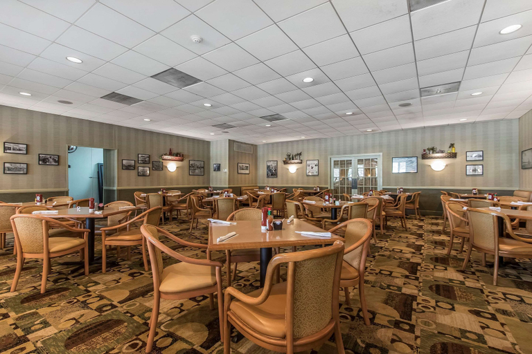 Food & Drinks 5, Clarion Inn Morgan City, Saint Mary