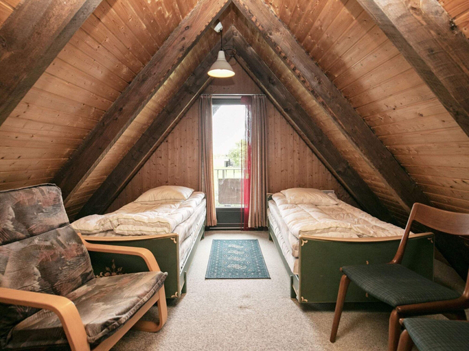 Others 4, 6 Person Holiday Home in Thyholm-by Traum, Struer