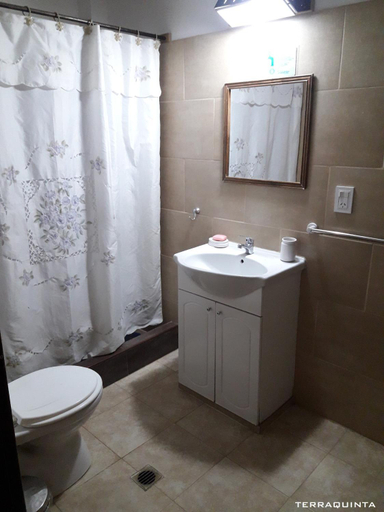 Bathroom 4, Terrazas de la Quinta - Cabanas de Montana, Capital