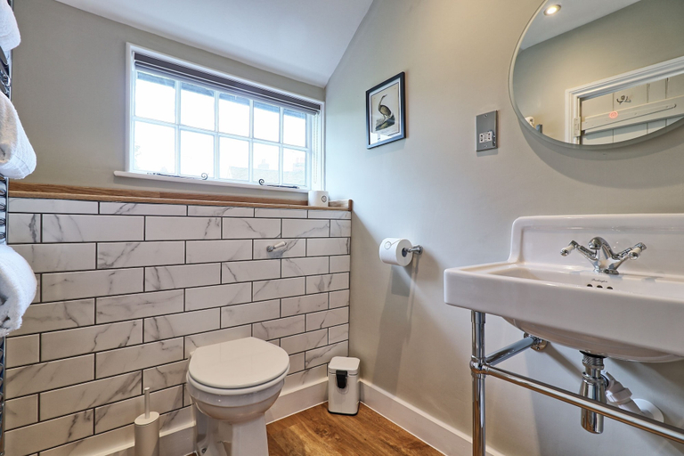 Bathroom 3, Noble Goose Rooms, Essex