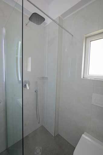 Bathroom 3, Villa Pargua, Sarandës