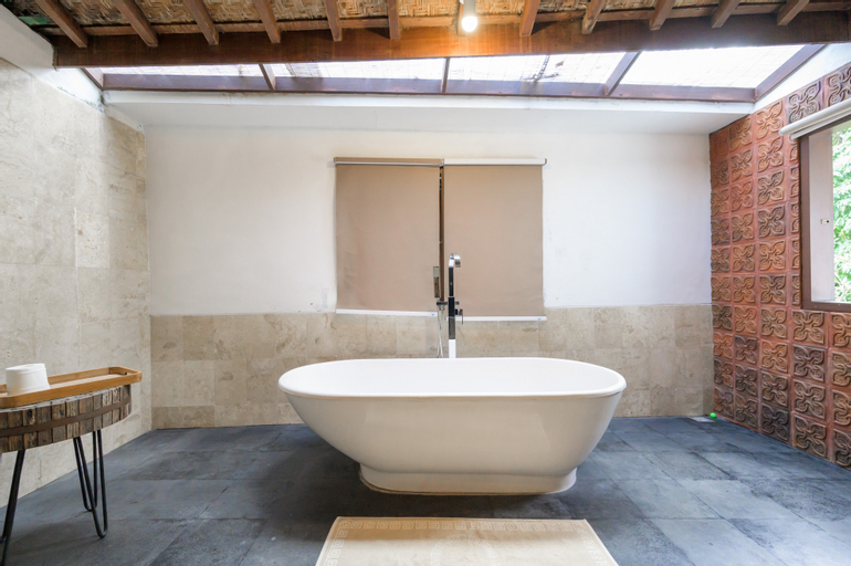 Bathroom 5