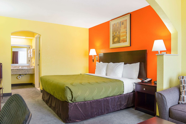 Bedroom 3, Quality Inn Carthage, Panola
