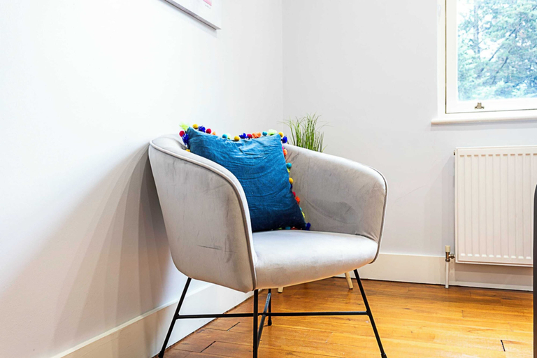 Others 5, Modern Clapham Apartment, London
