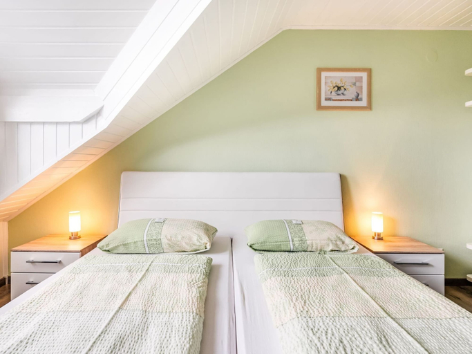 Bedroom 2, Alluring Holiday Home in Ernst With Balcony, Cochem-Zell