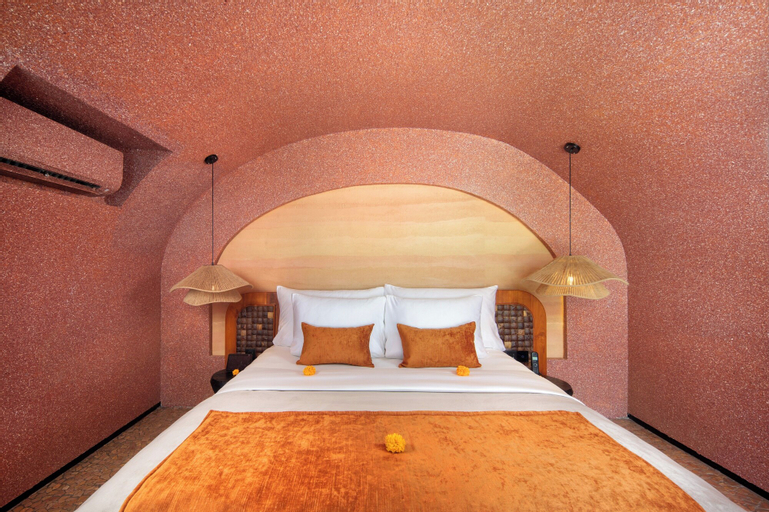 Bedroom 27
