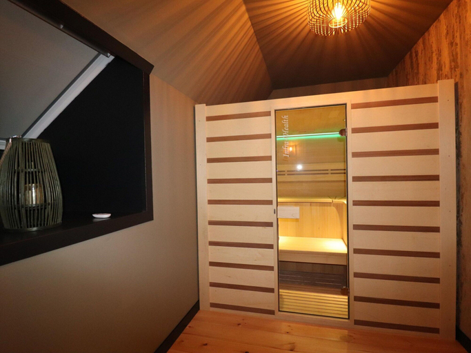 Others 3, Apartment in Netherlands Near Nature Trails, Coevorden