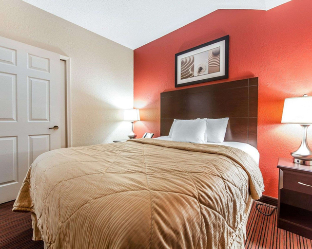 Bedroom 9