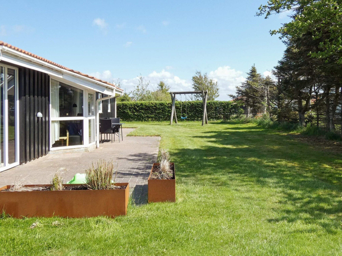 Others 5, 10 Person Holiday Home in Lokken-by Traum, Jammerbugt