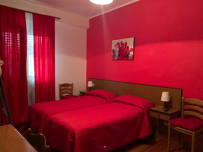 Others 5, Hotel Turano, Rieti