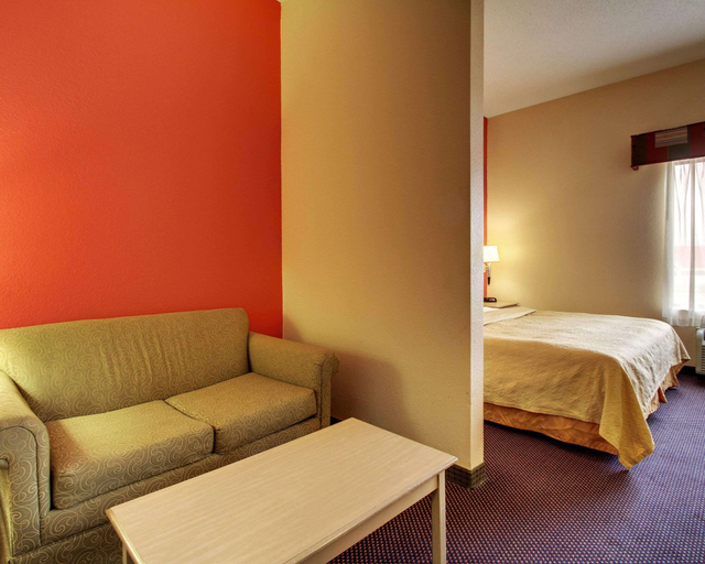Bedroom 4, Quality Inn & Suites Hattiesburg North, Forrest
