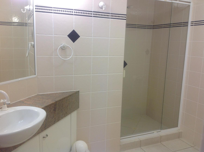 Others 4, Kingsrow Holiday Apartments, Caloundra - Caloundra S.