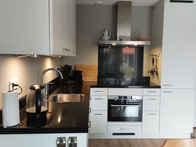Private kitchen 4, Zeeland Family Retreat, Tholen
