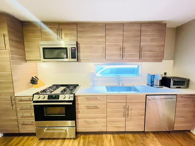 Others 5, Modern 1Bd Famous Venice 10B, Los Angeles