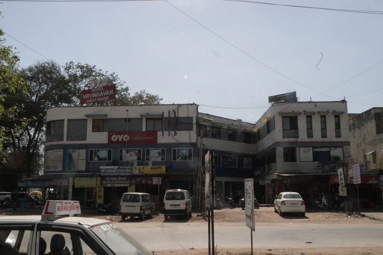 Exterior & Views, Hotel Vrundavan, Gandhinagar