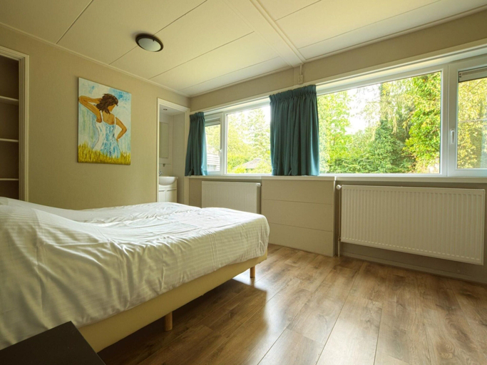 Room 5, Holiday Home in Gelderland Near Den Bramel, Lochem