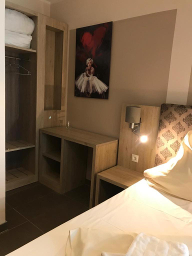 Bedroom 16