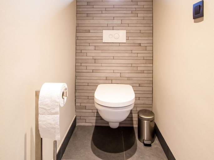 Bathroom 3, Unique Holiday Home in Haringe, West-Vlaanderen
