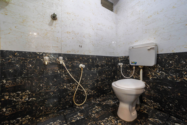 Bathroom 3, JR Grande, Nagappattinam