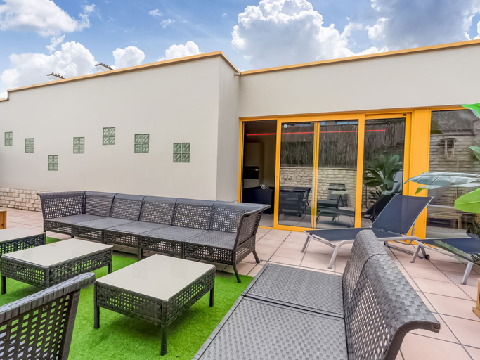 Others 5, Modern Holiday Home in Avelgem with Sauna & Hot Tub, West-Vlaanderen